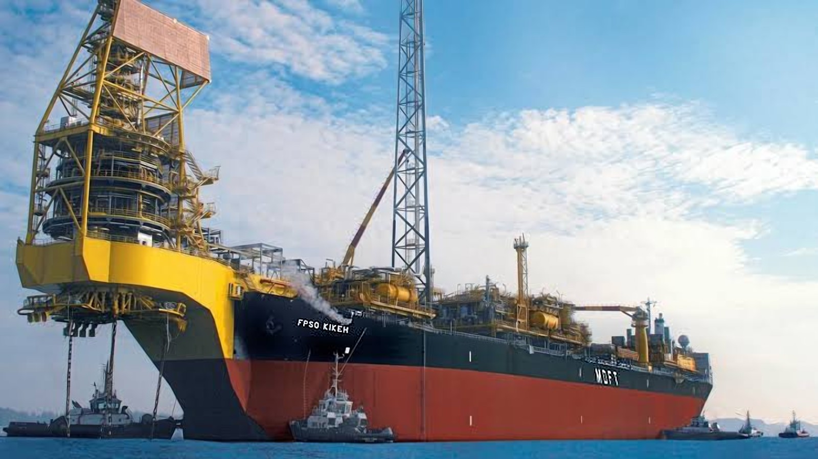 FPSO Kikeh with tugs alongside